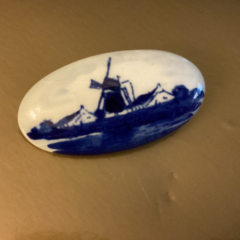 Vintage Delft Holland brooch Windmill oval hand painted blue white